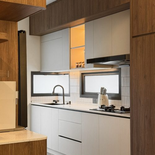 AAA COVERPHOTO (6 of 20)